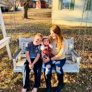 Meet your Posher, Kari